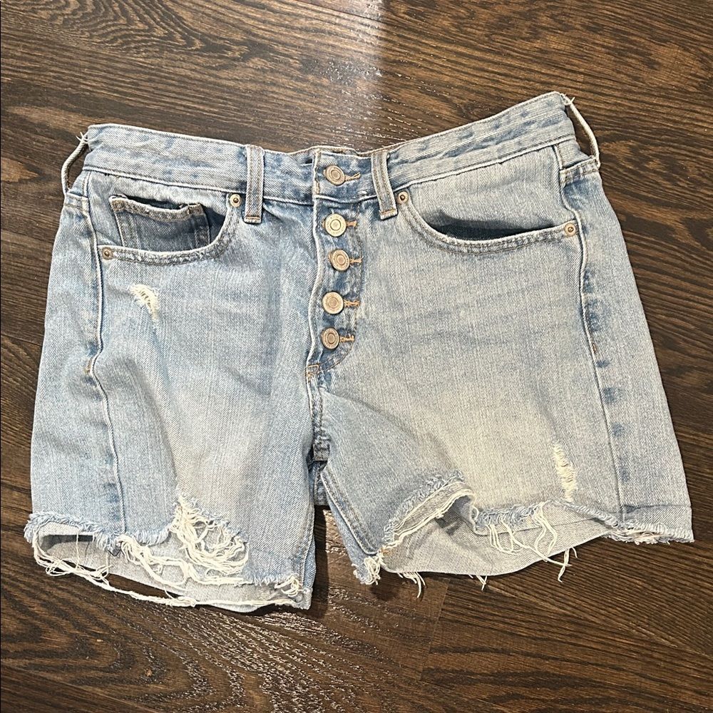 Lucky Brand Light Blue Denim Distressed Women Shorts Cutoffs Button Up Size 6